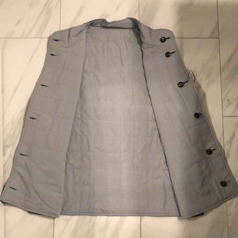 Men’s Peter Millar Reversible Vest - Picture 4 of 6